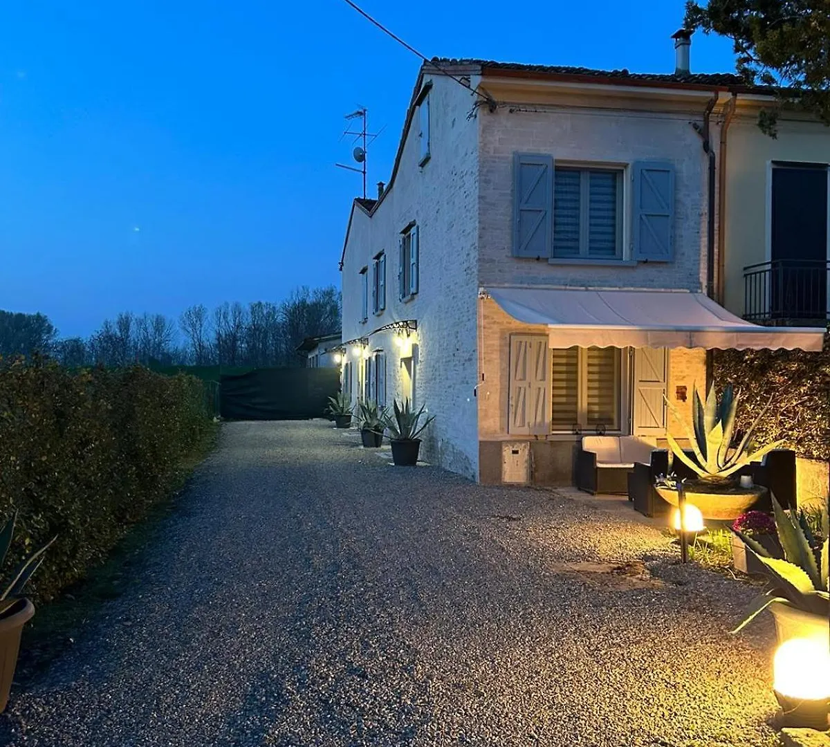 Bed & Breakfast B&B Il Gelsomino Fontanelle di Roccabianca Italy